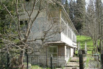 Casă cu 3 camere cu Teren 1150 Mp în Borsec - 1