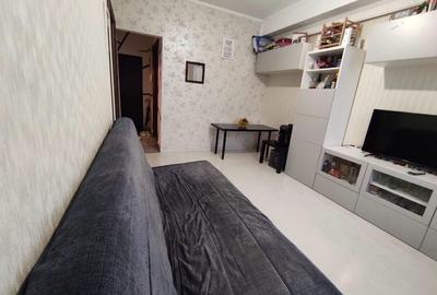 Apartament cu 2 camere semidecomandat în Ghencea
