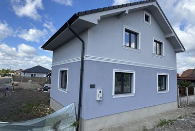 Casă individuală cu 5 camere cu Canalizare în Sânmihaiu Român - 3