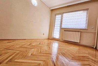 Casă cu 4 camere cu Teren 600 Mp în Central - 4