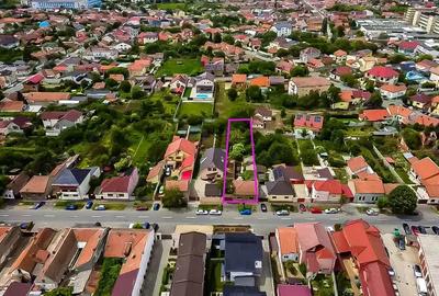 REZERVAT! Proprietate cu poten?ial major, Parneava, str. Oituz - 3