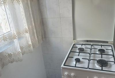Garsonieră decomandată, mobilată în Central - 8