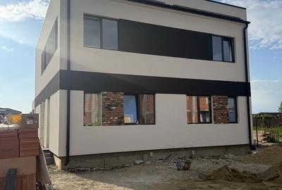 Casă cu 3 camere în Moșnița Nouă - 3