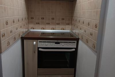 Apartament cu 4 camere decomandat în Central - 3