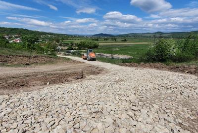 Judetul Valcea  com. Zatreni teren in suprafata 33 ha - 2