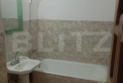 Apartament cu 3 camere semidecomandat, mobilat în Micro 11 - 6