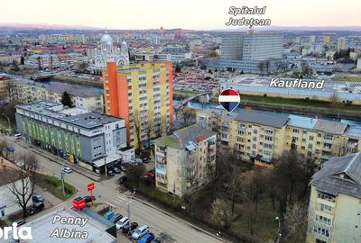Apartament cu 2 camere decomandat în Independenței - 11