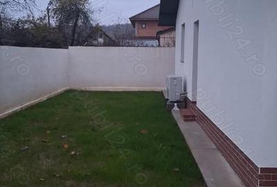 Casă cu 3 camere cu Teren 300 Mp în Central - 4