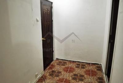 Apartament cu 2 camere semidecomandat în Podu Roș