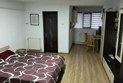 Inchiriez garsoniera MC Oancea (Grivi?a) - 3