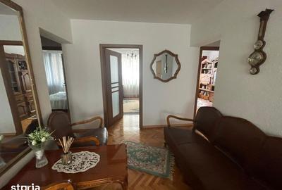 Apartament cu 4 camere în Traian - 3