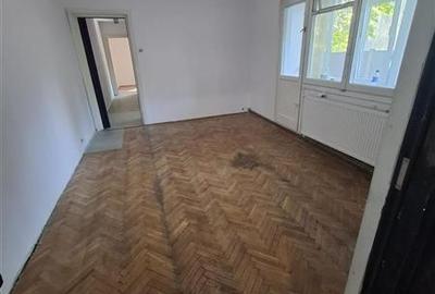 Gh Lazar- Favorit, 3 camere, parter cu centrala proprie - 9