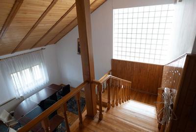 Casă cu 4 camere în Exterior Vest - 3