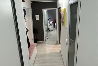 Apartament cu 2 camere decomandat în Central - 4