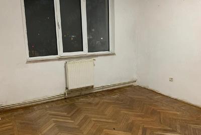 Apartament cu 4 camere decomandat în Central - 3
