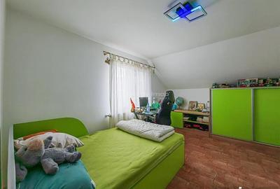 Casă cu 3 camere cu Teren 364 Mp în Șoimuș - 10