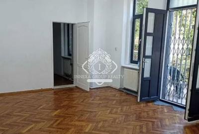 Parcul Cismigiu | Apartament 4 camere in vila interbelică | Terasa si curte - 3