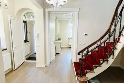 Unirii / Vila Exclusivistă pentru Birouri - Notariat / Parcare 3 Locuri - 17