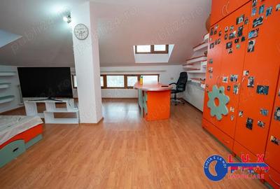 Apartament cu 4 camere decomandat în Babadag - 10