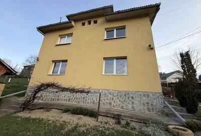 Casă cu 4 camere în Central - 7