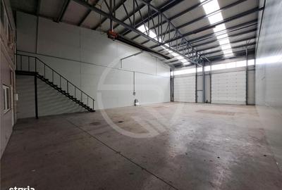 Spațiu comercial, de 300 mp, în Luna - 5