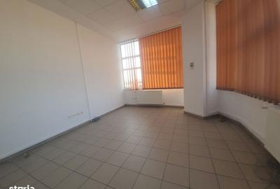 Spațiu comercial, de 220 mp, în Central