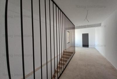 Apartament cu 3 camere decomandat în Ștefăneștii de Jos