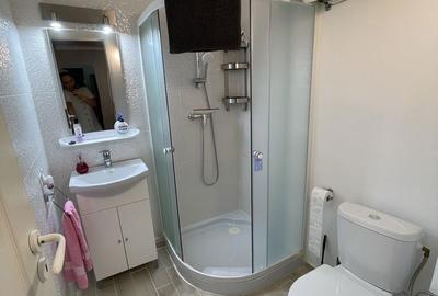 Apartament cu 4 camere decomandat în Turda - 3