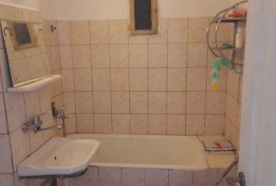 Apartament cu 4 camere decomandat în 1 Mai - 2
