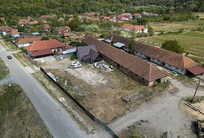 Casă cu 3 camere cu Teren 1656 Mp în Dezna - 14