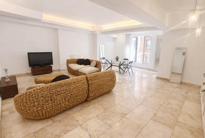 Apartament cu 3 camere decomandat în Herăstrău