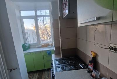 De inchiriat garsoniera mobilata si utilata modern Titan Mall - 9