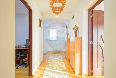 Casă cu 4 camere cu Teren 753 Mp în Prejmer - 8