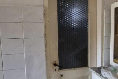 Casă cu 4 camere cu Teren 300 Mp în Brătianu - 12