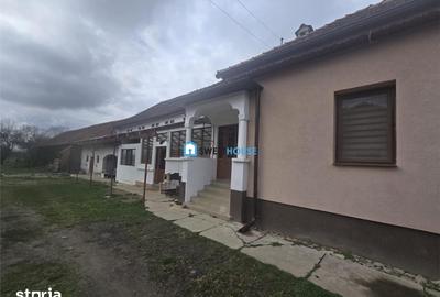Casă cu 5 camere cu Teren 2000 Mp în Recea - 10
