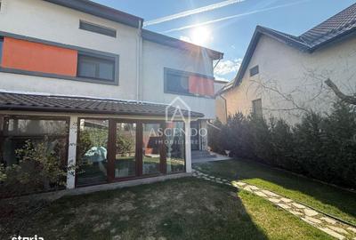 Casă cu 4 camere în Roșu