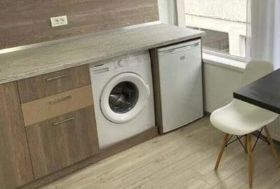 Garsoniera - zona eroii revolutiei - 1