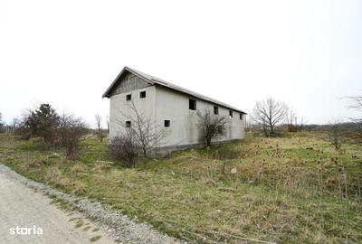 Casă cu 4 camere în Podu Oltului - 1