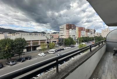 Apartament cu 4 camere decomandat în Central - 10