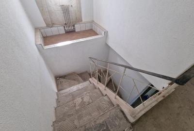 Casă individuală cu 4 camere cu Canalizare în Central - 14