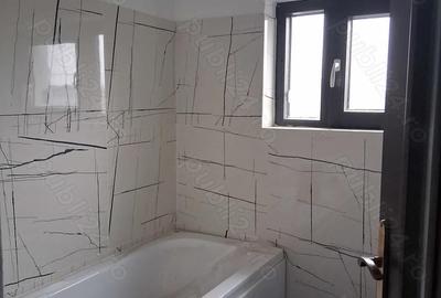 Casă cu 6 camere cu Teren 226 Mp în Odăile - 11