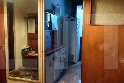 Apartament cu 4 camere decomandat în Berceni - 14