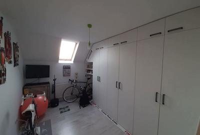 Apartament cu 4 camere decomandat în Aradului - 10