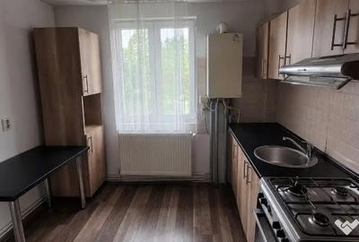 Apartament cu 3 camere decomandat în Tunari - 3