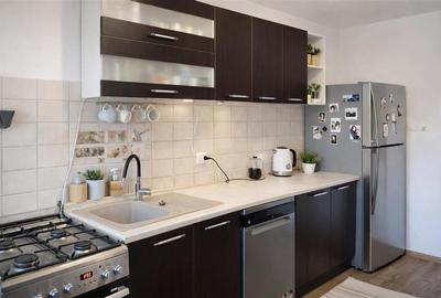 Duplex cu 5 camere cu Canalizare în Sânpetru - 7