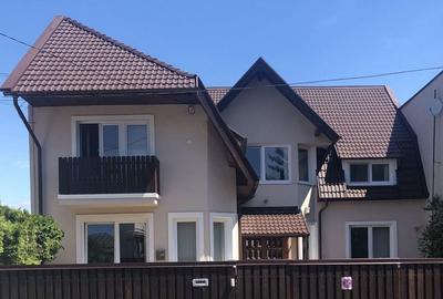 Casă cu 4 camere în Central - 2