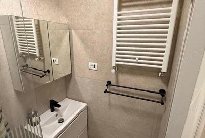 Garsonieră decomandată în Central