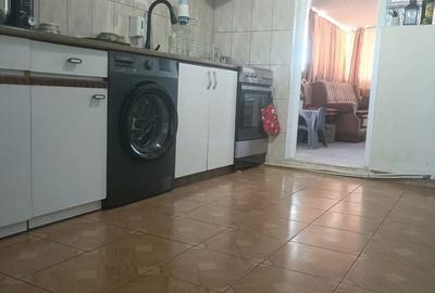 Casă cu 4 camere cu Teren 1200 Mp în Calea București - 4