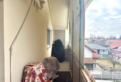 Apartament cu 3 camere semidecomandat, mobilat în Sânmihaiu Român - 10