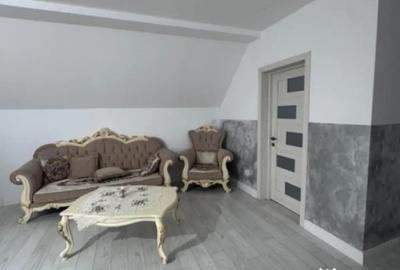 Casă cu 7 camere cu Teren 400 Mp în Central - 7